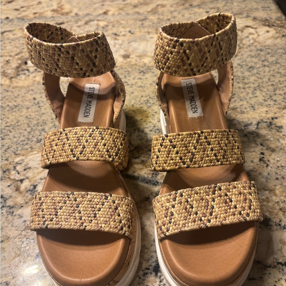 Steve Madden Braided Strap Platform Sandals in Tan and Natural